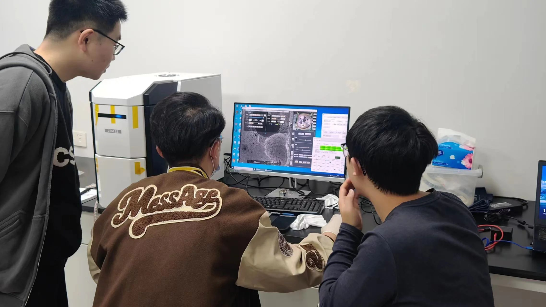 大学校园巡展活动